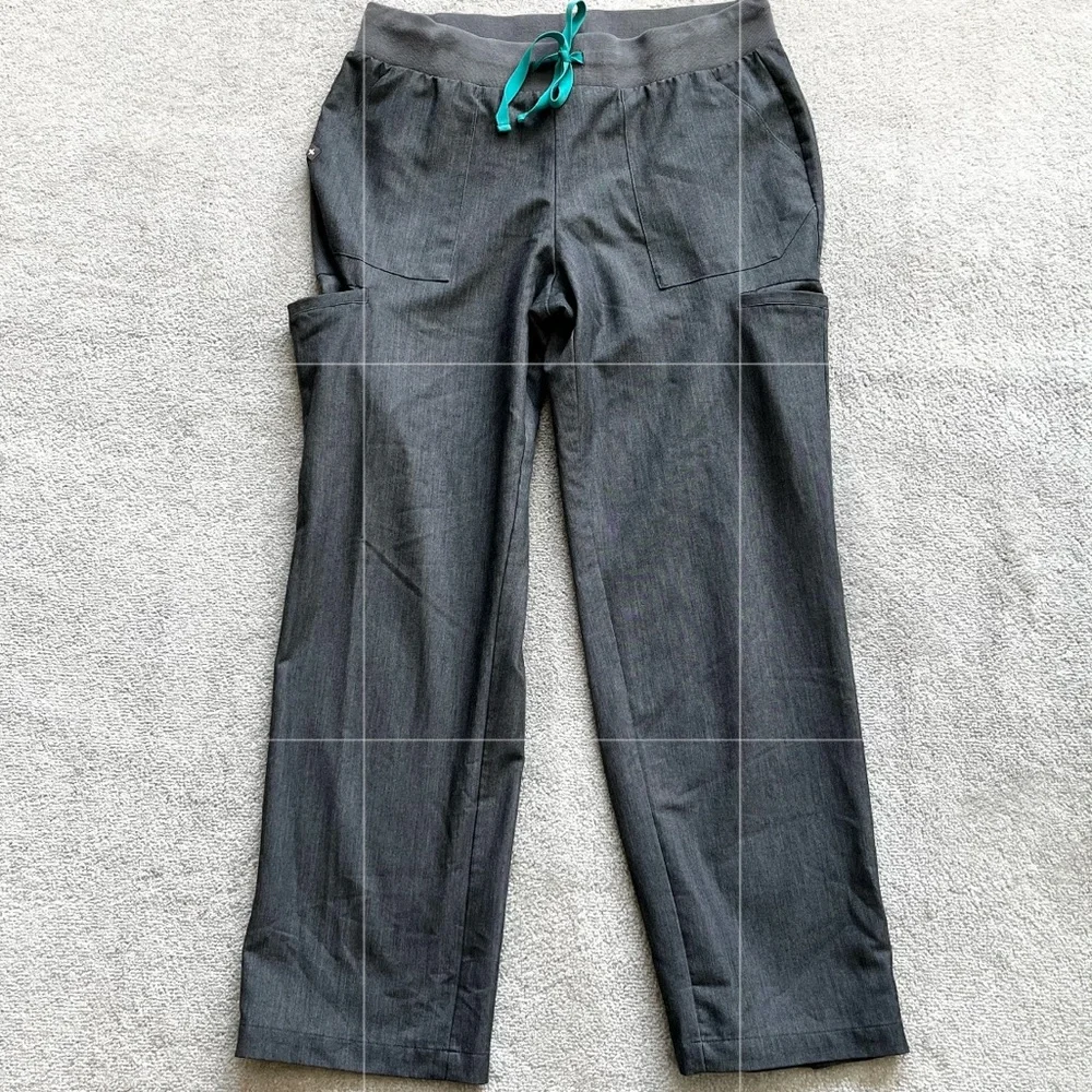 FIGS TECHNICAL COLLECTION PANTS SIZE MEDIUM NURSE DOCTOR HOSPITAL SCRUBS
